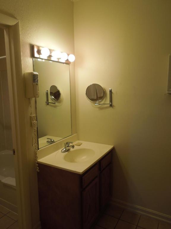 Wildwood Inn Флоренция Номер фото