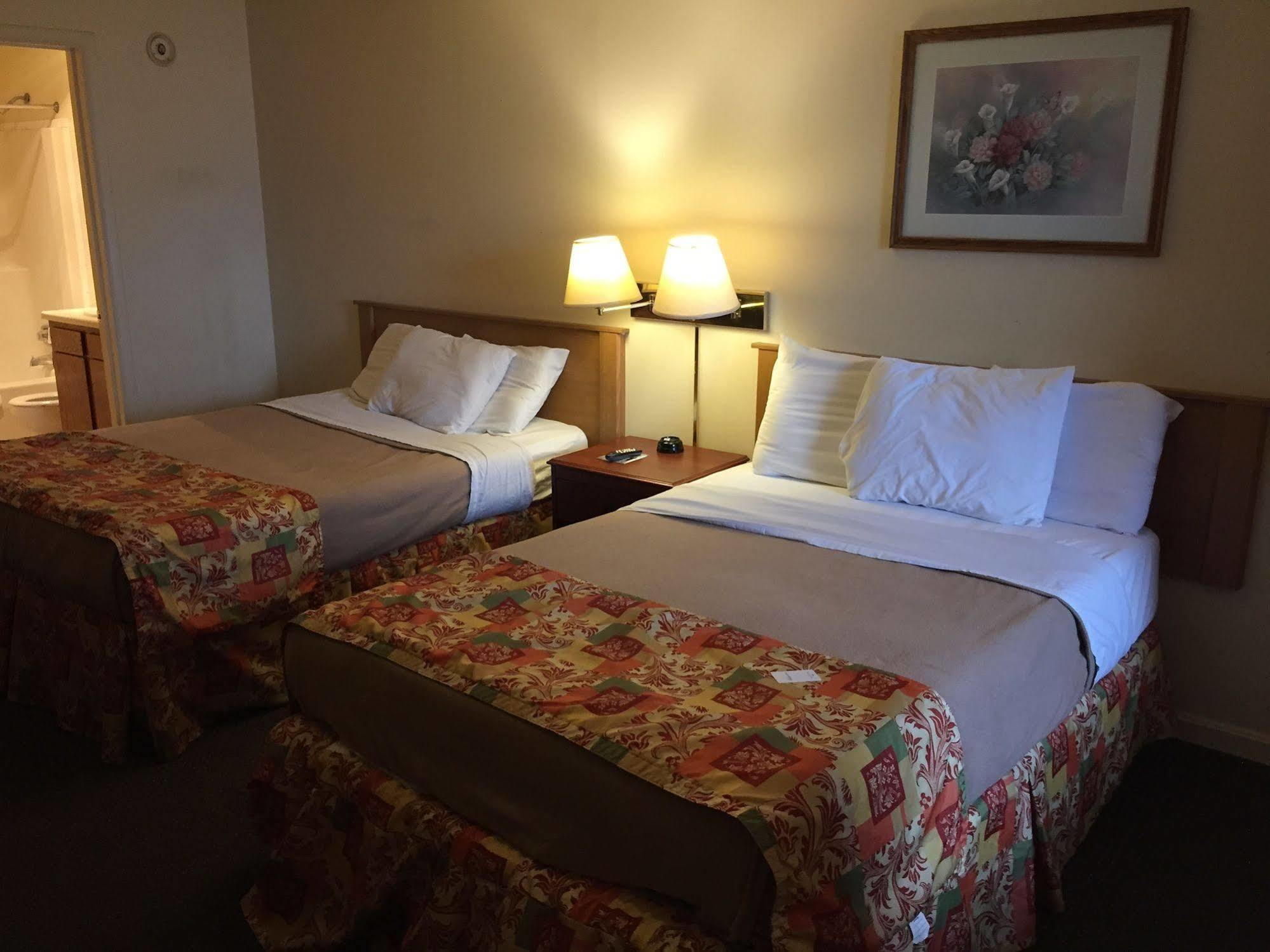 Wildwood Inn Флоренция Экстерьер фото