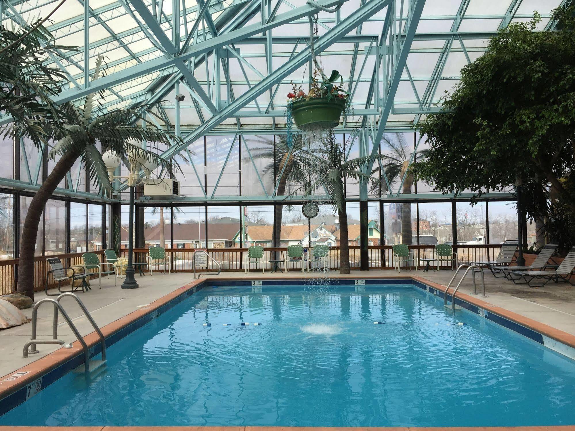 Wildwood Inn Флоренция Экстерьер фото